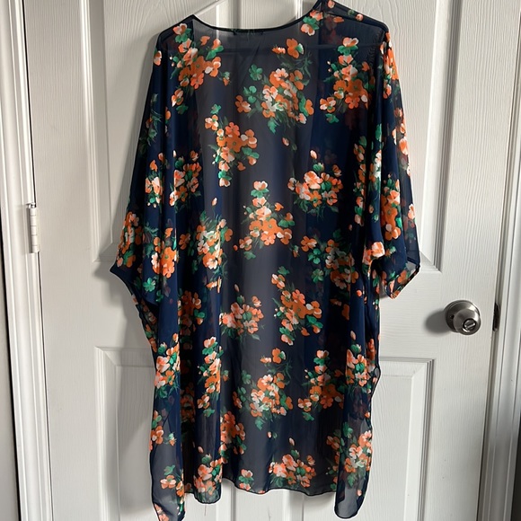 Floral Kimono with Gold Metallic Fringe Detailing - Picture 5 of 5